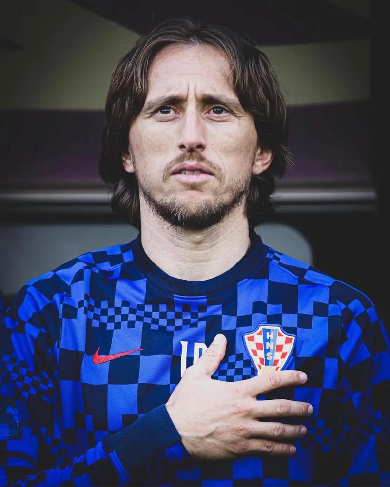 扑克不是赌大小（扑克不是比大小的游戏）